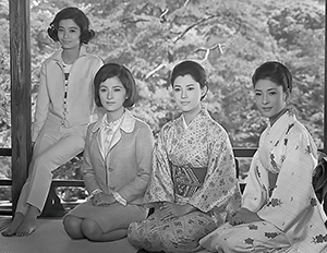 『女たちの庭』写真