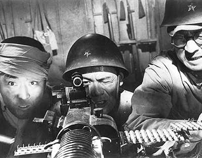 『独立機関銃隊未だ射撃中』写真