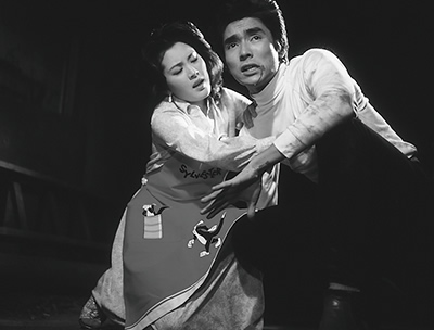 『ダブル・クラッチ』写真