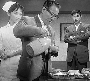 『街から街へつむじ風』写真